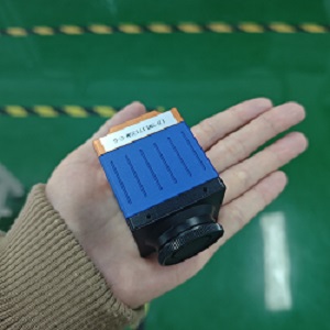 Linear scan camera